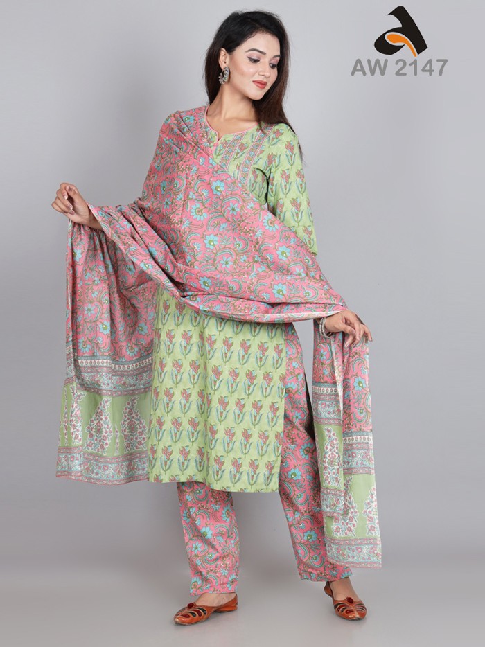 Fern Green Mughal Motif Suit Set with Flowy Dupatta