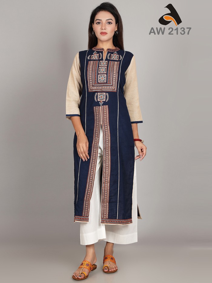 Embellished Cotton Slub Kurta with Embroidered Yoke